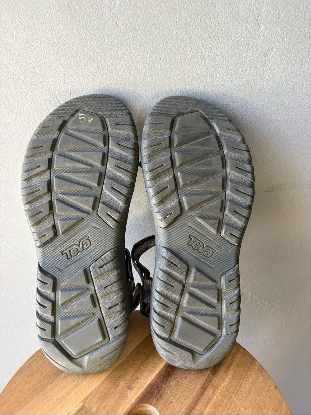 Teva Men's Hurricane XLT2 Sandals ~ Size 10